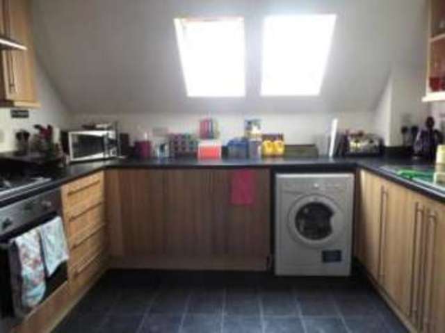  Image of 2 bedroom Flat for sale in Greenkeepers Road Biddenham Bedford MK40 at Great Denham Bedford Biddenham, MK40 4GJ