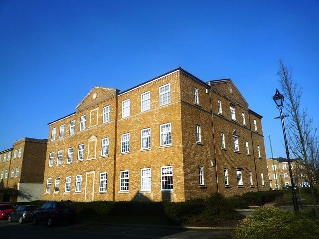  Image of 1 bedroom Flat to rent in Chadwick Place Long Ditton Surbiton KT6 at Chadwick Place  Surbiton, KT6 5RA