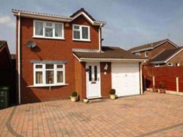  Image of 3 bedroom Detached house for sale in Guthrum Close Perton Wolverhampton WV6 at Wolverhampton West Midlands Perton, WV6 7NN