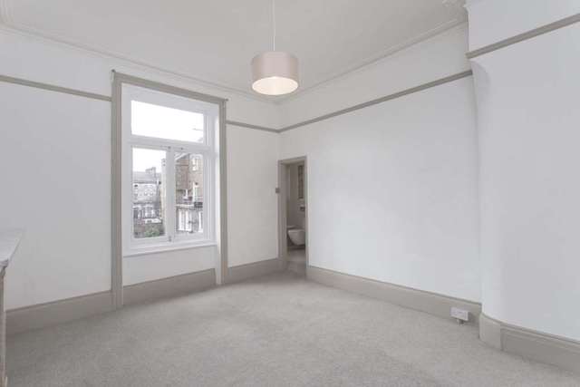  Image of 1 bedroom Apartment to rent in Gwendwr Road London W14 at Gwendwr Road West Kensington London, W14 9BG