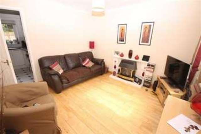  Image of 2 bedroom Property for sale in Hadleigh Close Westlea Swindon SN5 at Hadleigh Close Swindon Swindon, SN5 7DA