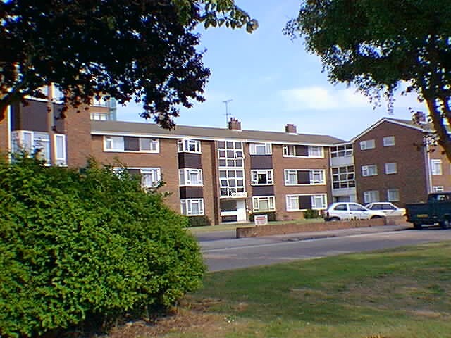  Image of 2 bedroom Flat to rent in Hamilton Court Drake Avenue Goring-by-Sea Worthing BN12 at Drake Avenue Goring-by-Sea Worthing, BN12 6ER