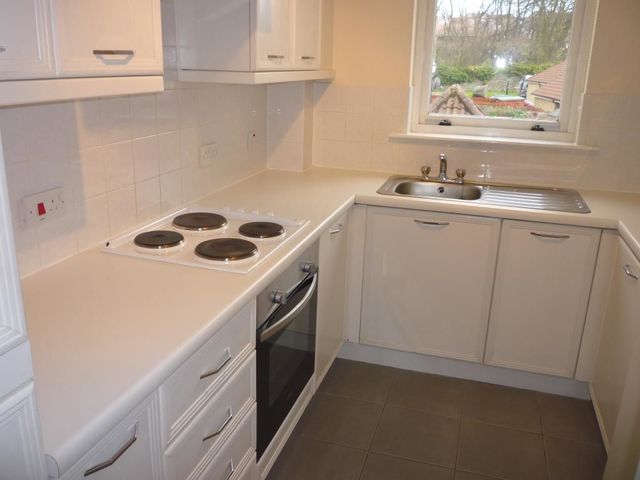  Image of 2 bedroom Flat to rent in Harbour Place Dalgety Bay Dunfermline KY11 at Dalgety Bay Fife Fife, KY11 9GG