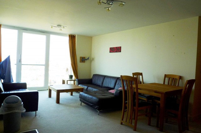  Image of 2 bedroom Flat to rent in Rope Quays Gosport PO12 at Harlequin Court Rope Quays Gosport, PO12 1EQ