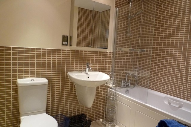  Image of 2 bedroom Flat to rent in Rope Quays Gosport PO12 at Harlequin Court Rope Quays Gosport, PO12 1EQ