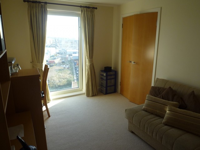  Image of 2 bedroom Flat to rent in Rope Quays Gosport PO12 at Harlequin Court Rope Quays Gosport, PO12 1EQ