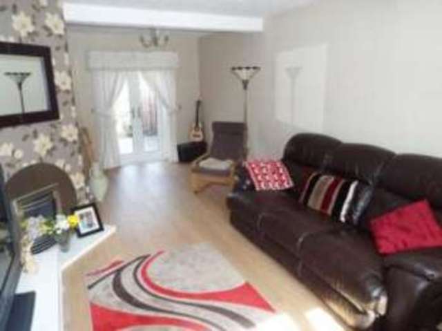 Image of 3 bedroom Semi-Detached house for sale in Hartshead Avenue Ashton-under-Lyne OL6 at Ashton-under-Lyne Greater Manchester Hurst, OL6 8SE