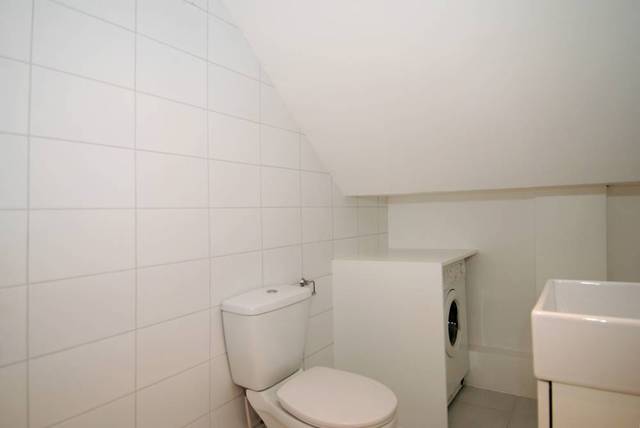  Image of 1 bedroom Flat to rent in Harwood Road London SW6 at Harwood Road  London, SW6 4PH