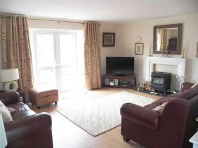  Image of 3 bedroom Property for sale in Hawthorn Lane Jameston Tenby SA70 at Hawthorn Lane Jameston Jameston, SA70 8QT