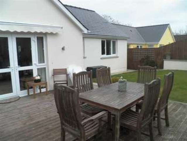  Image of 3 bedroom Property for sale in Hawthorn Lane Jameston Tenby SA70 at Hawthorn Lane Jameston Jameston, SA70 8QT