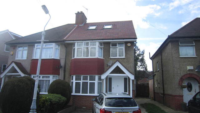  Image of 4 bedroom Property for sale in Hayes End Drive Hayes UB4 at Middlesex  Hayes, UB4 8HE