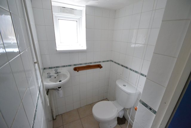  Image of 1 bedroom House Share to rent in Treforest Treforest Pontypridd CF37 at Treforest Pontypridd Glyntaff, CF37 1DD