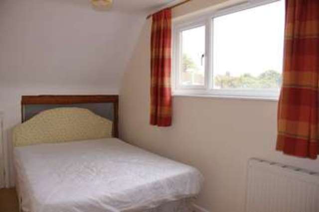  Image of 2 bedroom Semi-Detached house to rent in Hereford Lawns Swindon SN3 at Hereford Lawns  Swindon, SN3 1LB