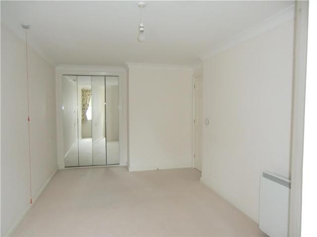  Image of 1 bedroom Apartment to rent in Ford Park Mutley Plymouth PL4 at Hermitage Court Ford Park Mutley Plain, Plymouth, PL4 6QU