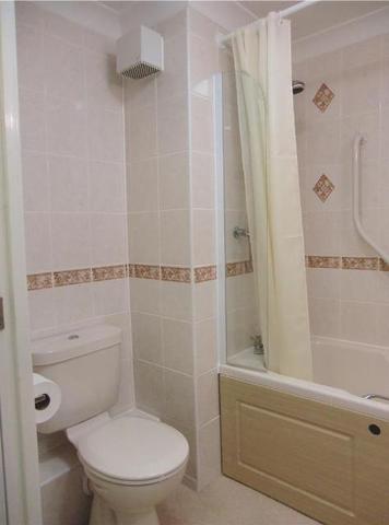  Image of 1 bedroom Apartment to rent in Ford Park Mutley Plymouth PL4 at Hermitage Court Ford Park Mutley Plain, Plymouth, PL4 6QU