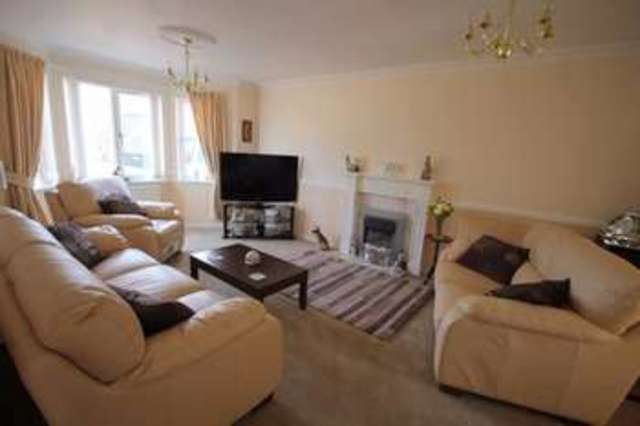  Image of 4 bedroom Detached house for sale in High Street Newarthill Motherwell ML1 at High Street Newarthill Motherwell, ML1 5JU