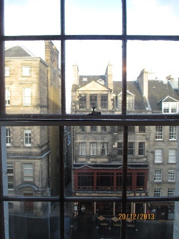 Image of 1 bedroom Flat to rent in High Street Edinburgh EH1 at Old Town Edinburgh Edinburgh, EH1 1QS