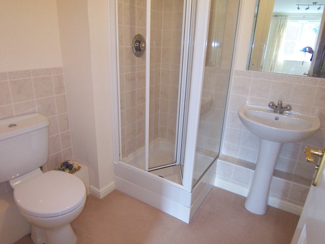  Image of 2 bedroom Apartment to rent in Hiltingbury Road Chandler