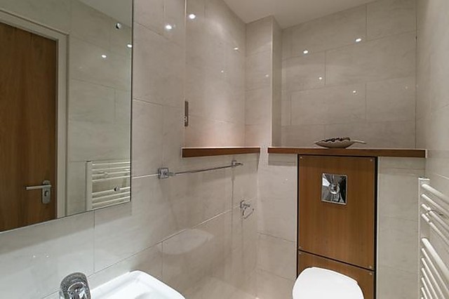  Image of 2 bedroom Flat to rent in Holyrood Road Edinburgh EH8 at Holyrood Edinburgh Edinburgh, EH8 8BA