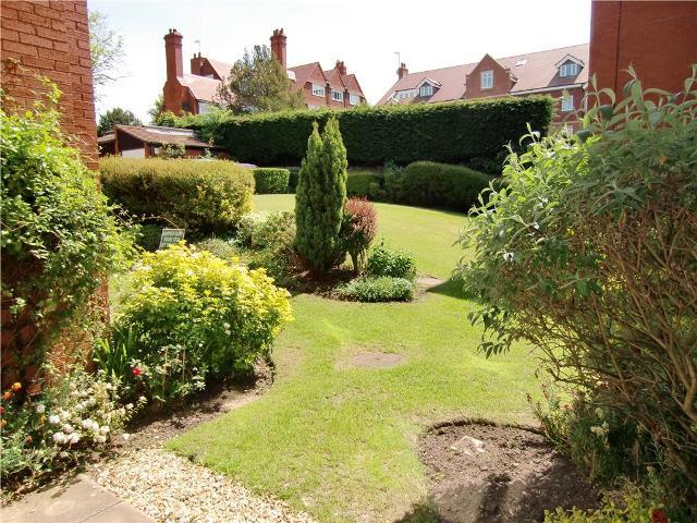  Image of 1 bedroom Apartment to rent in Bidston Road Prenton CH43 at Homebank House 1A Bidston Road Oxton, CH43 2GB