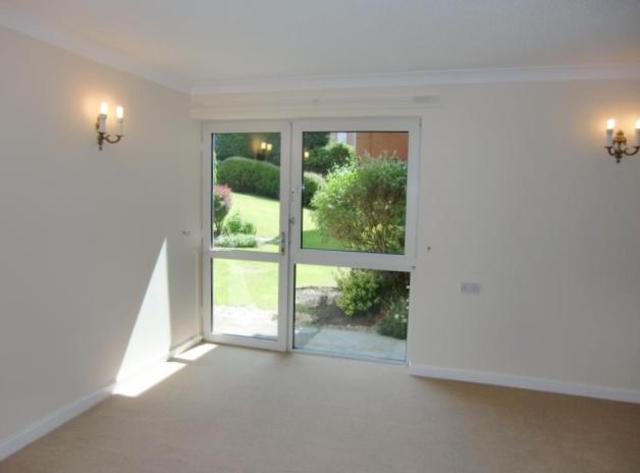  Image of 1 bedroom Apartment to rent in Bidston Road Prenton CH43 at Homebank House 1A Bidston Road Oxton, CH43 2GB