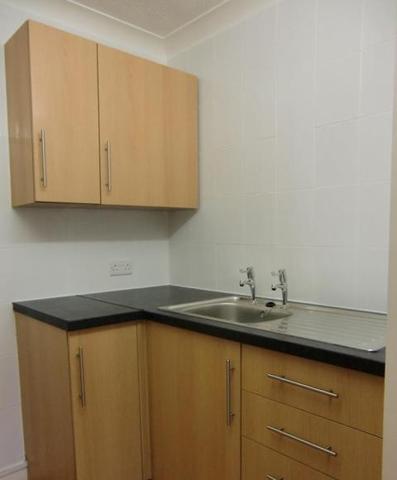  Image of 1 bedroom Apartment to rent in East Street Bridport DT6 at Homebredy House East Street Bridport, DT6 3NL