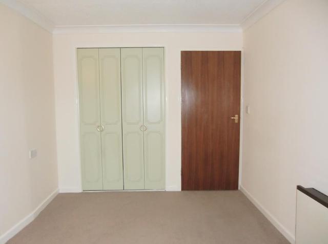  Image of 1 bedroom Apartment to rent in East Street Bridport DT6 at Homebredy House East Street Bridport, DT6 3NL