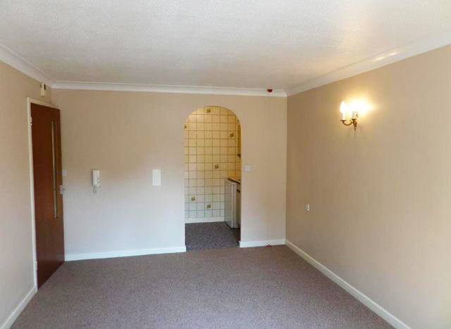  Image of 1 bedroom Apartment to rent in Cardington Road Bedford MK42 at Homebrook House 1 Cardington Road Bedford, MK42 0RL