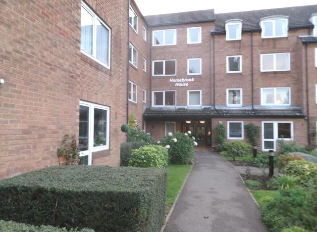  Image of 1 bedroom Apartment to rent in Cardington Road Bedford MK42 at Homebrook House 1 Cardington Road Bedford, MK42 0RL
