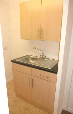  Image of 1 bedroom Apartment to rent in Grosvenor Crescent Scarborough YO11 at Homecrest House Grosvenor Crescent Scarborough, YO11 2LF