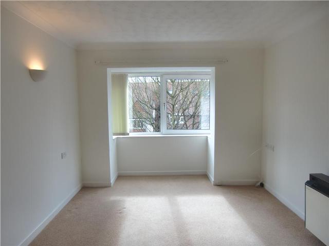  Image of 1 bedroom Apartment to rent in Upper Holland Road Sutton Coldfield B72 at Homehall House 82 Upper Holland Road Sutton Coldfield, B72 1RD