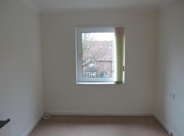  Image of 1 bedroom Apartment to rent in Upper Holland Road Sutton Coldfield B72 at Homehall House 82 Upper Holland Road Sutton Coldfield, B72 1RD
