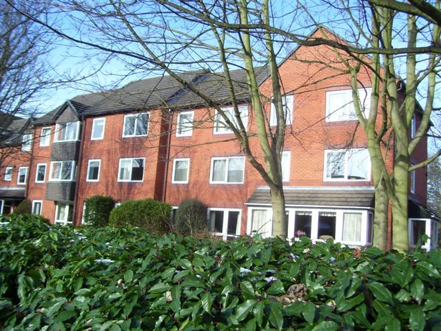  Image of 1 bedroom Apartment to rent in Upper Holland Road Sutton Coldfield B72 at Homehall House 82 Upper Holland Road Sutton Coldfield, B72 1RD