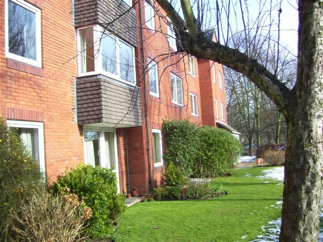  Image of 1 bedroom Apartment to rent in Upper Holland Road Sutton Coldfield B72 at Homehall House 82 Upper Holland Road Sutton Coldfield, B72 1RD