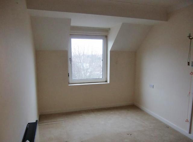  Image of 1 bedroom Apartment to rent in Beehive Lane Ilford IG4 at Homeheather House 128 Beehive Lane Ilford, IG4 5EF