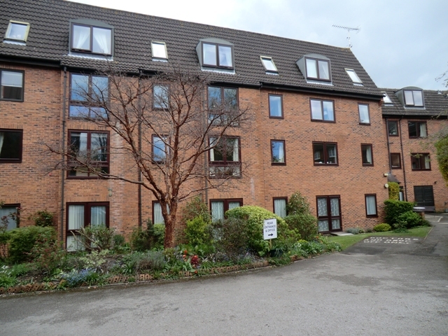  Image of 1 bedroom Apartment to rent in Hyde Street Winchester SO23 at Homerise House Hyde Street Winchester, SO23 7HA