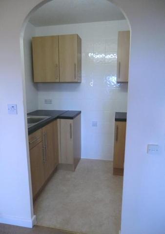  Image of 1 bedroom Apartment to rent in Wilton Road Salisbury SP2 at Homesarum House Wilton Road Salisbury, SP2 7HS