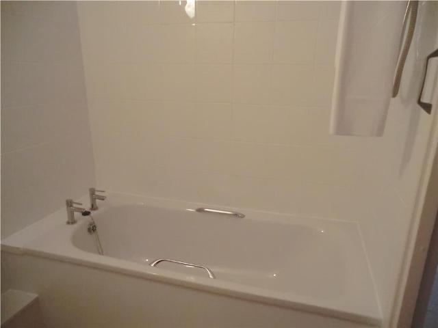  Image of 1 bedroom Apartment to rent in Wilton Road Salisbury SP2 at Homesarum House Wilton Road Salisbury, SP2 7HS