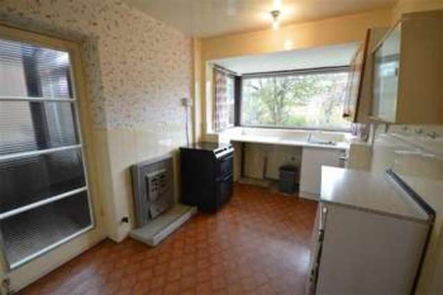  Image of 4 bedroom Property for sale in Hursthead Road Cheadle Hulme Cheadle SK8 at Hursthead Road Stockport Stockport, SK8 7JR