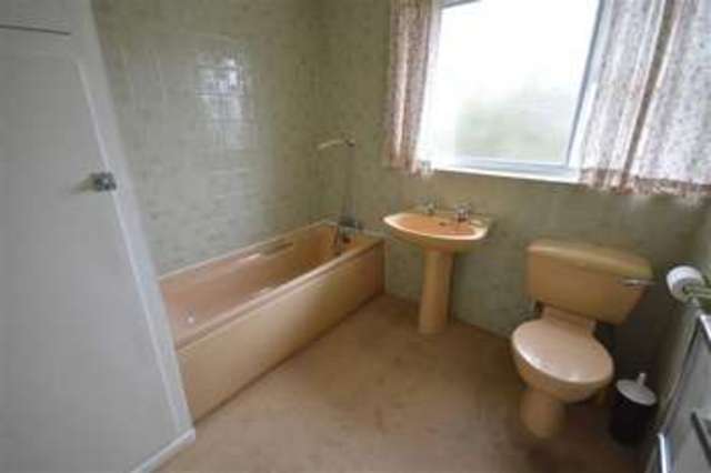  Image of 4 bedroom Property for sale in Hursthead Road Cheadle Hulme Cheadle SK8 at Hursthead Road Stockport Stockport, SK8 7JR