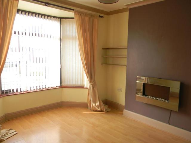  Image of 3 bedroom End of Terrace for sale in James Reckitt Avenue Hull HU8 at Hull, HU8 8LH
