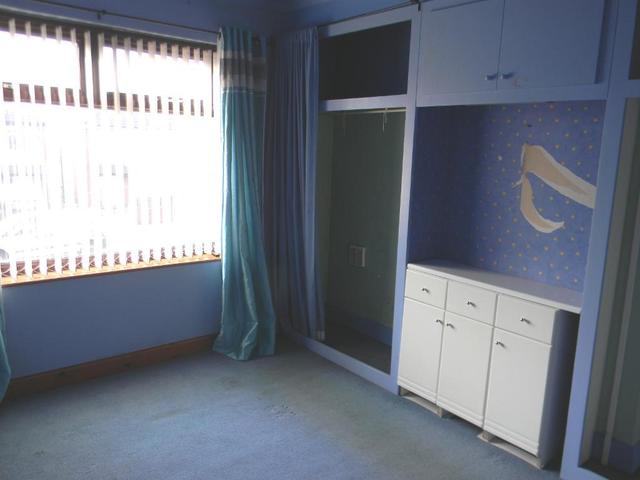  Image of 3 bedroom End of Terrace for sale in James Reckitt Avenue Hull HU8 at Hull, HU8 8LH