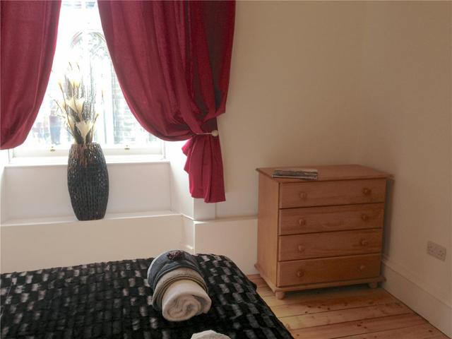  Image of 1 bedroom Flat to rent in Johnston Terrace Old Town Edinburgh EH1 at Grassmarket Edinburgh Edinburgh, EH1 2PW
