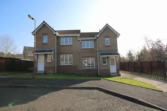  Image of 3 bedroom Semi-Detached house to rent in Kilne Place Livingston EH54 at Livingston West Lothian West Lothian, EH54 6SG
