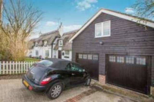  Image of 3 bedroom Detached house for sale in Kimbolton Road Bolnhurst Bedford MK44 at Bolnhurst Bedford Bolnhurst, MK44 2EL