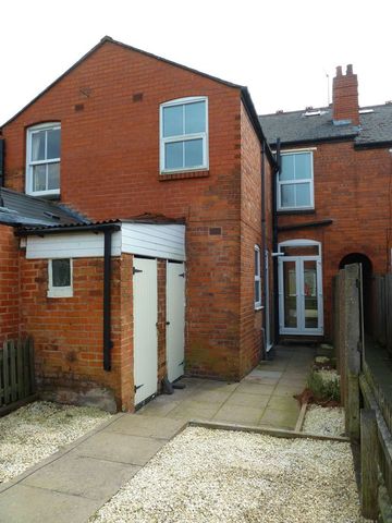  Image of 3 bedroom Detached house for sale in King Edward Road Moseley Birmingham B13 at King Edward Road Moseley Birmingham, B13 8HR