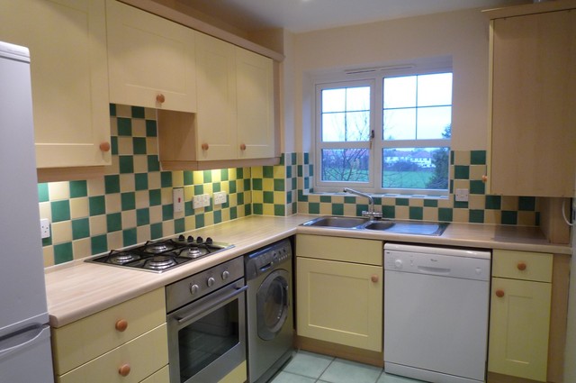  Image of 2 bedroom Apartment to rent in Heron Close Sutton SM1 at Heron Close Shearwater Sutton, SM1 2BY