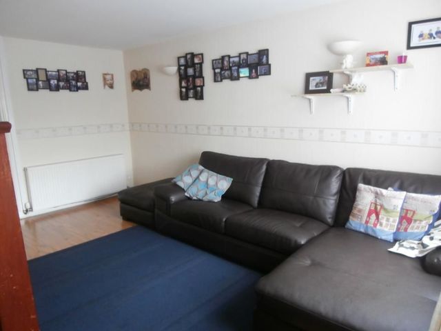  Image of 2 bedroom Terraced house to rent in Kingsfield Linlithgow EH49 at Linlithgow West Lothian West Lothian, EH49 7SL