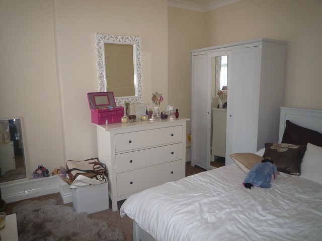  Image of 1 bedroom Flat to rent in Kingston Road Portsmouth PO2 at Portsmouth, PO2 7PA