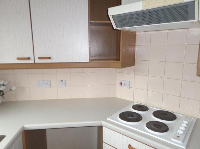  Image of 1 bedroom Apartment to rent in Chingford Mount Road London E4 at Kingswood Court 175 Chingford Mount Road Chingford, E4 8LL